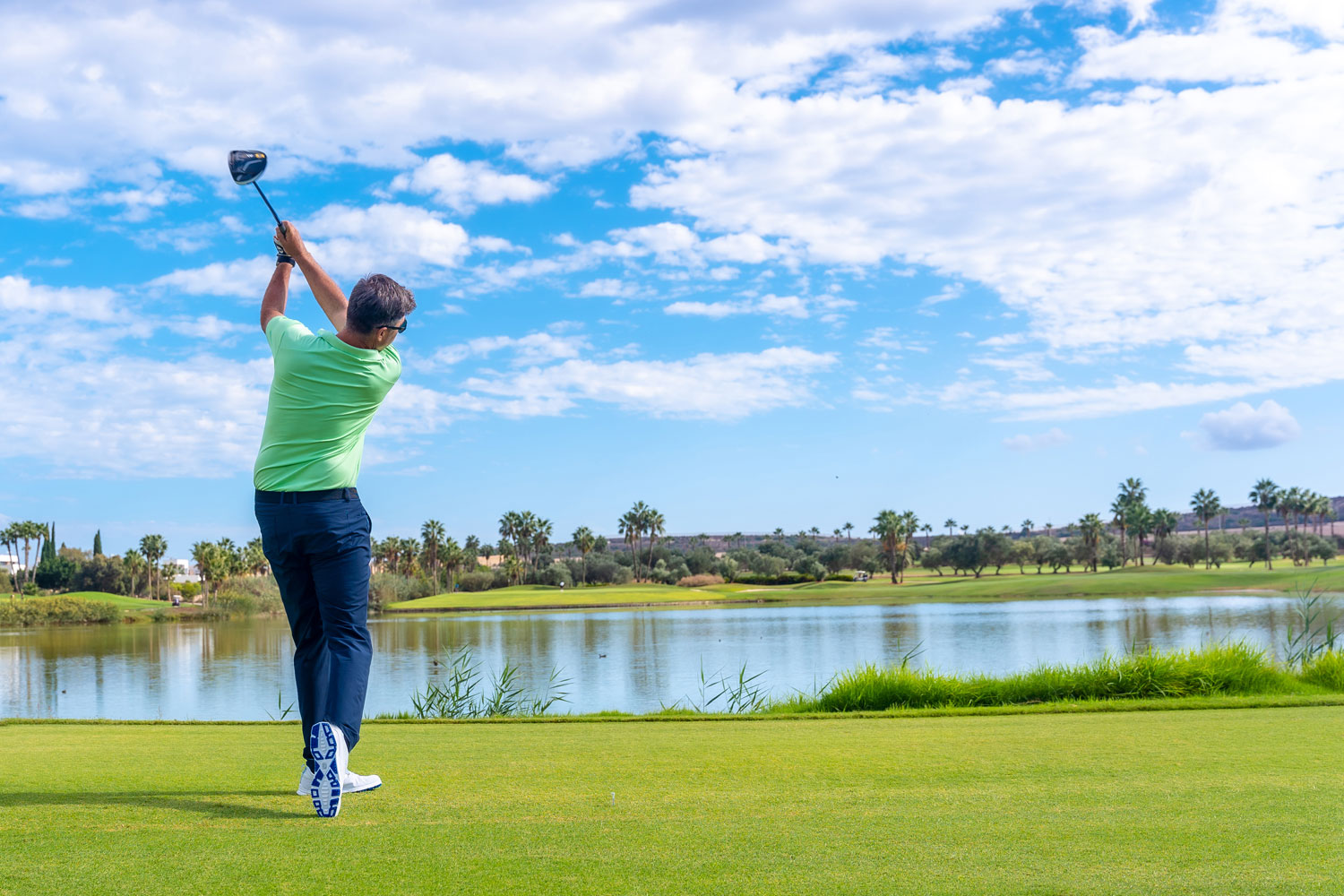 Lakefront vs. Golf Course Homes: Which Lake Oconee Lifestyle Fits You?